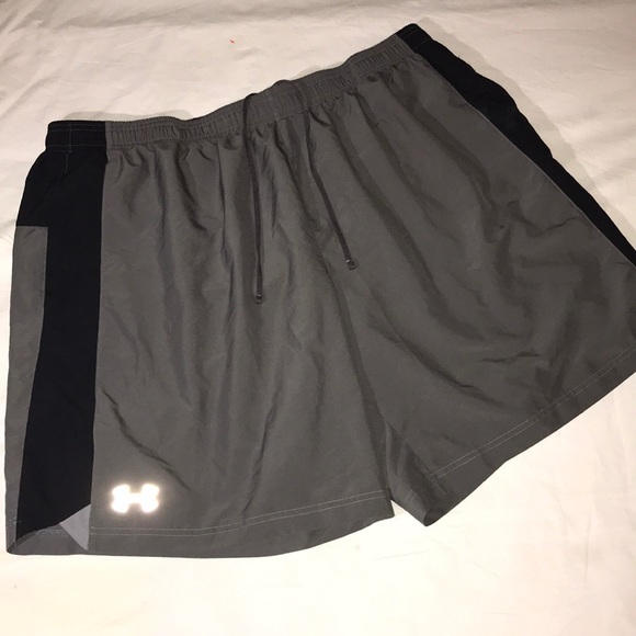 under armour loose heatgear shorts